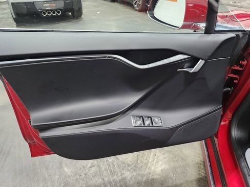 Used 2019 Tesla Model S 100D image 27