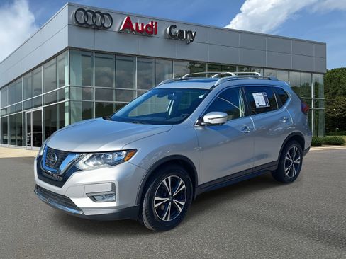 Used 2019 Nissan Rogue SV w/ Sun & Sound Touring Package image 1
