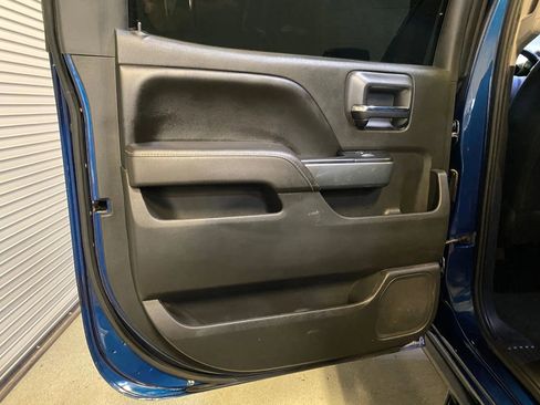 Used 2017 Chevrolet Silverado 1500 LT w/ Texas Edition AWD/4WD image 31