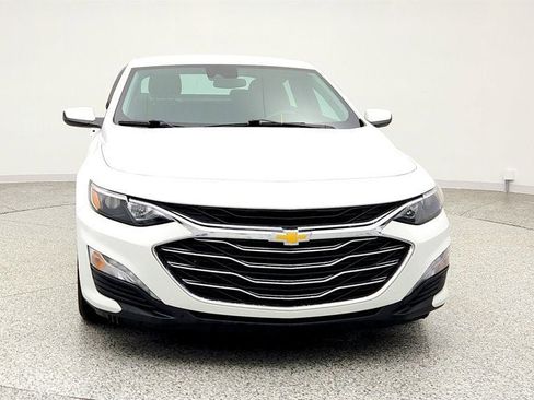 Used 2023 Chevrolet Malibu LT w/ Driver Confidence Package FWD image 2