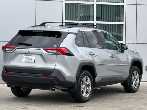 Used 2025 Toyota RAV4 XLE w/ Convenience Package AWD/4WD image 4