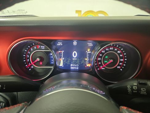 Used 2019 Jeep Wrangler Unlimited Rubicon image 16