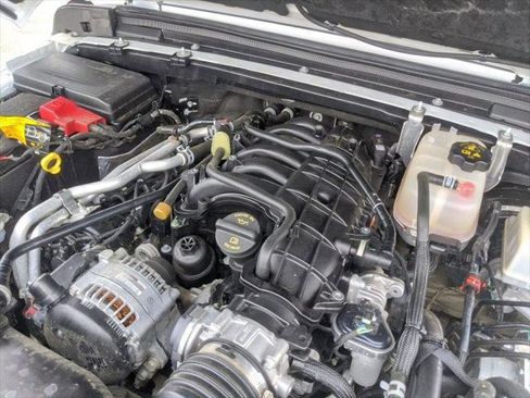 Certified 2022 Jeep Gladiator Overland w/ Popular Equipment Package image 55