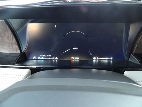 Used 2019 Lincoln Navigator L Reserve image 36