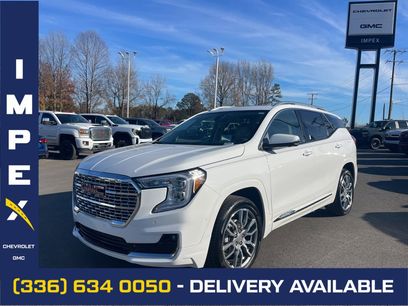 Used 2024 GMC Terrain Denali w/ Denali Premium Package