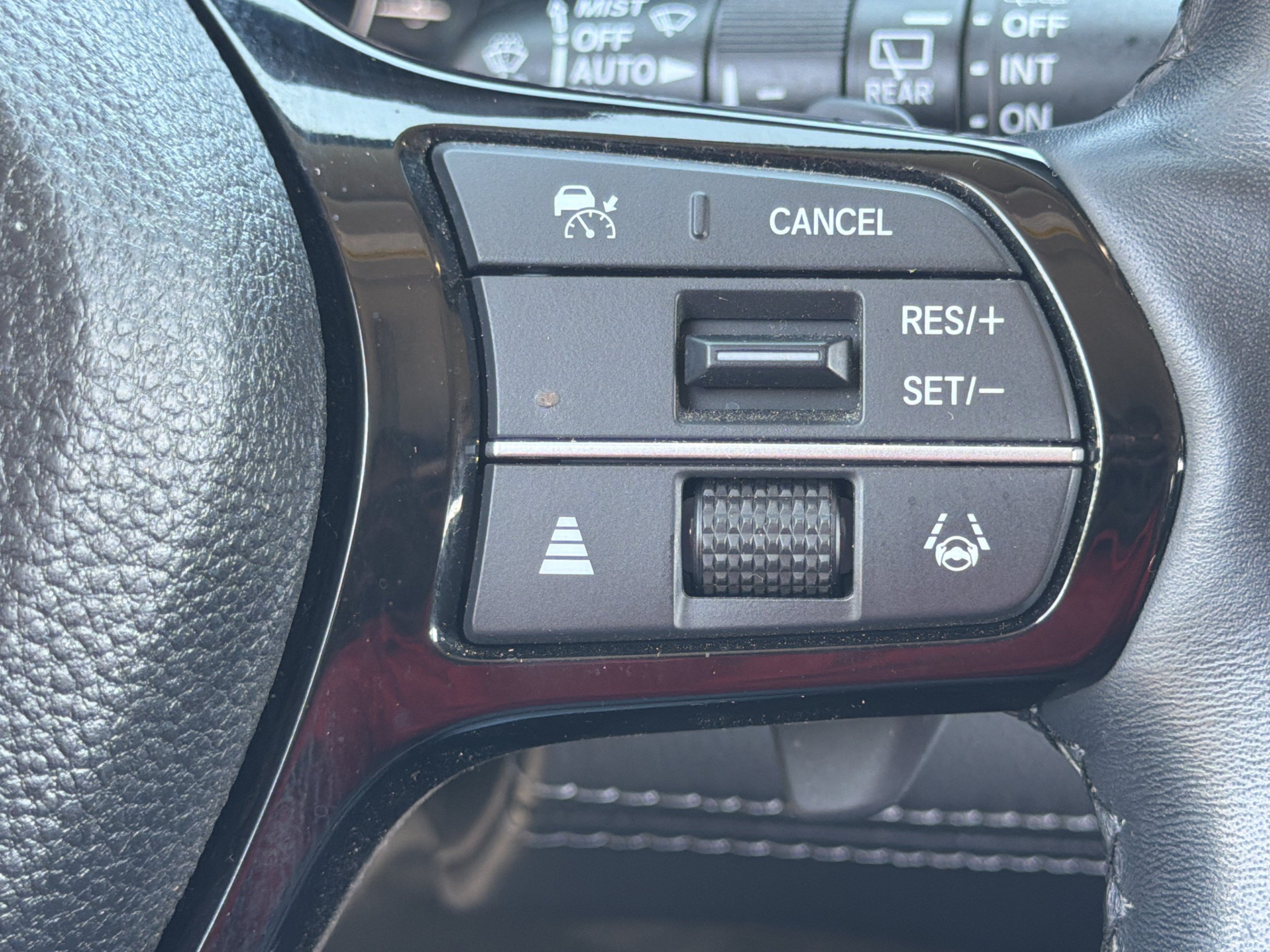 Used 2025 Honda Pilot Elite image 21