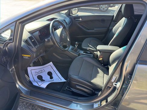 Used 2015 Kia Forte SX FWD image 12