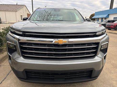 New 2026 Chevrolet Traverse LT w/ Sun and Wheel Package image 6