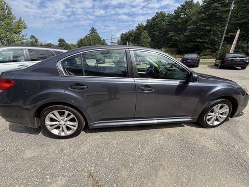 Used 2014 Subaru Legacy 2.5i Premium AWD/4WD image 10