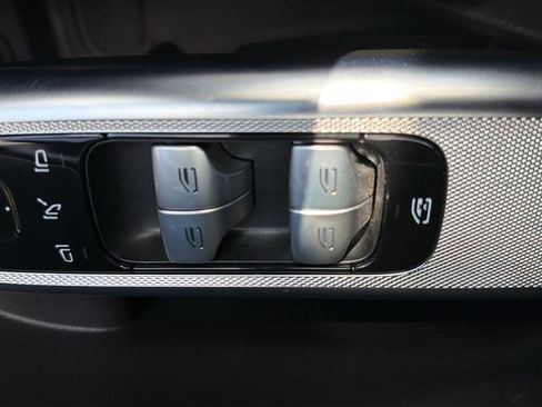 Used 2025 Mercedes-Benz GLC 43 AMG GLC 43 AMG image 25