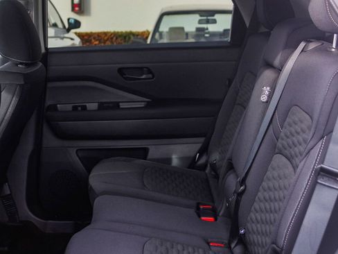 New 2025 Nissan Pathfinder SV w/ Black Appearance Package image 19