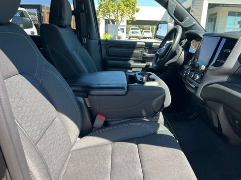Used 2025 RAM 1500 Tradesman AWD/4WD image 17