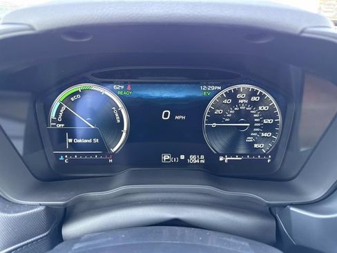 Used 2025 Subaru Forester Premium image 29