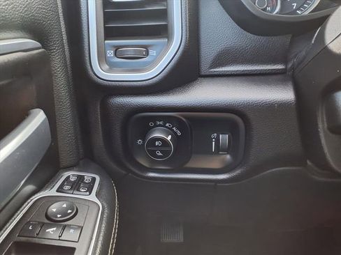 Used 2024 RAM 2500 Big Horn w/ Bed Utility Group image 17