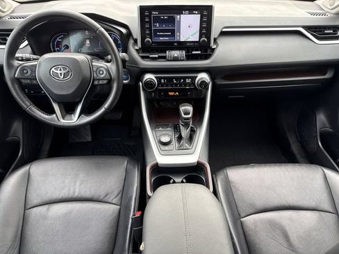 Used 2020 Toyota RAV4 Limited w/ Limited Grade Weather Package AWD/4WD image 12