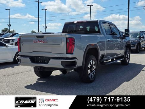 Used 2024 GMC Sierra 2500 Denali w/ Technology Package AWD/4WD image 8