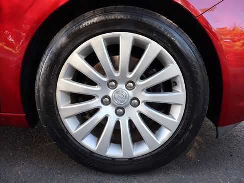 Used 2012 Buick Regal Premium image 43