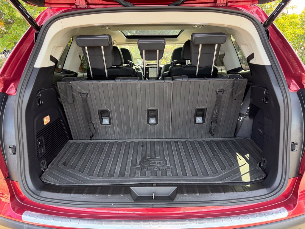 Used 2024 Subaru Ascent Limited w/ Technology Package AWD/4WD image 10