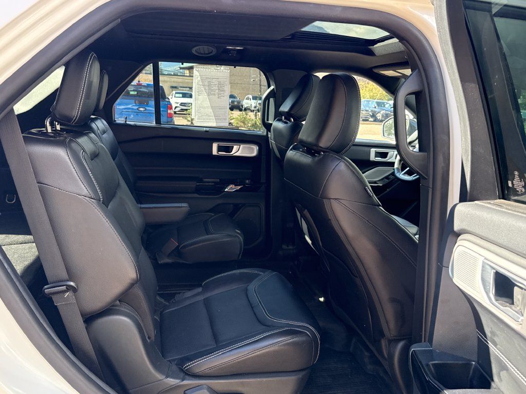 Used 2023 Ford Explorer ST w/ Equipment Group 401A AWD/4WD image 24