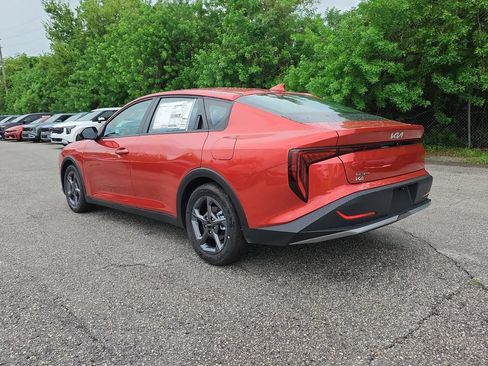 New 2026 Kia K4 FWD image 6