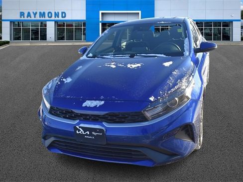Used 2023 Kia Forte LXS w/ LXS Technology Package image 7