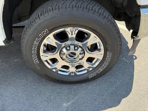 Used 2022 Ford F350 King Ranch w/ King Ranch Ultimate Package AWD/4WD image 10