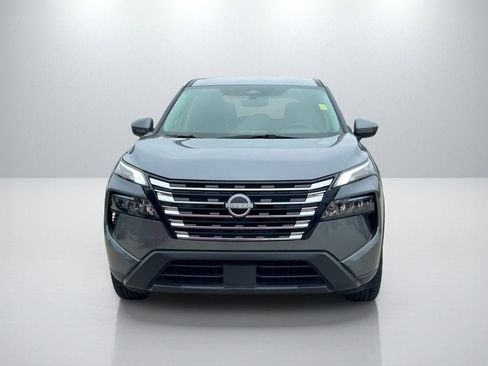 Used 2025 Nissan Rogue SV FWD image 2