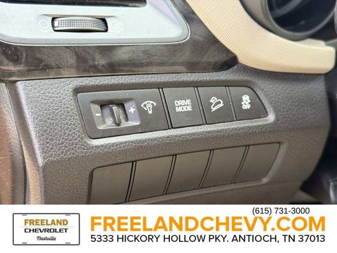 Used 2017 Hyundai Santa Fe Sport image 31