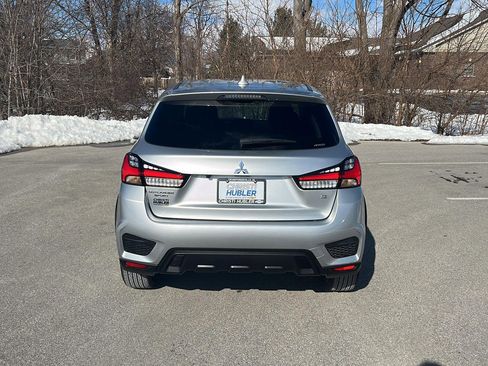 Used 2026 Mitsubishi Outlander Sport ES image 4