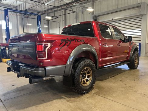 Used 2017 Ford F150 Raptor w/ Equipment Group 802A Luxury image 6