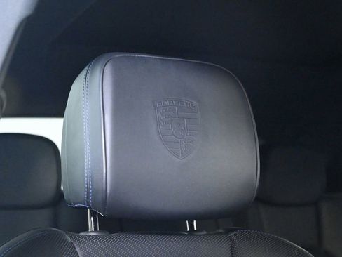 Certified 2024 Porsche Macan Turbo AWD/4WD image 23