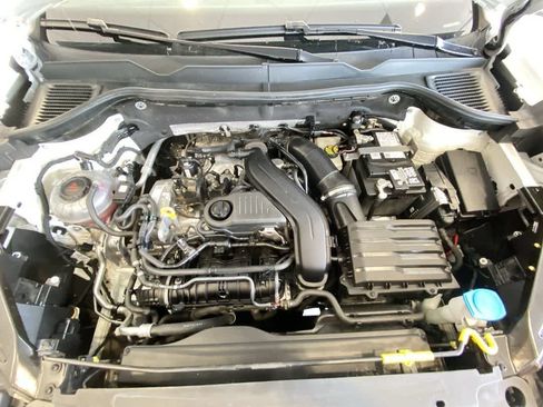 Used 2022 Volkswagen Taos S AWD/4WD image 27