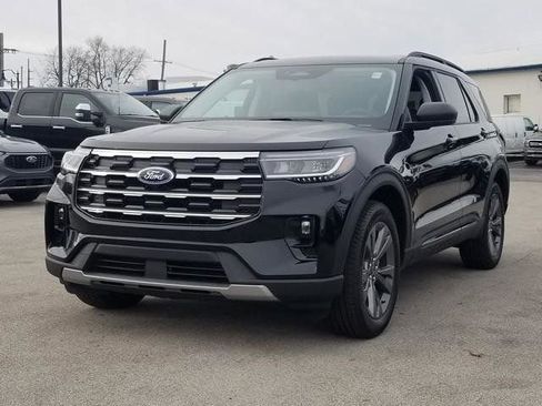 New 2026 Ford Explorer Active w/ Active Comfort Package image 8