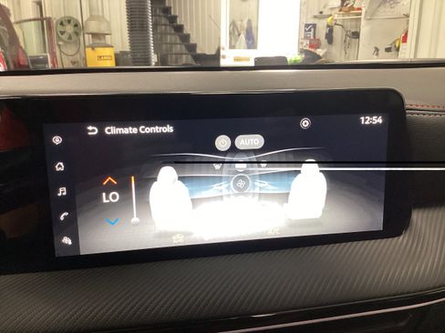 Used 2025 Nissan Kicks SR AWD/4WD image 23