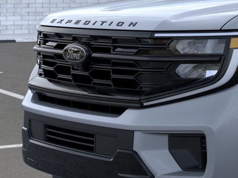 New 2026 Ford Expedition Platinum w/ Stealth Performance Package image 17