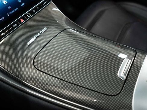 Used 2025 Mercedes-Benz GLC 43 AMG 4MATIC image 23