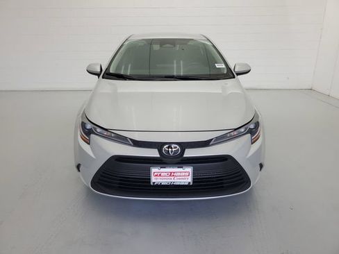 Used 2026 Toyota Corolla LE FWD image 3