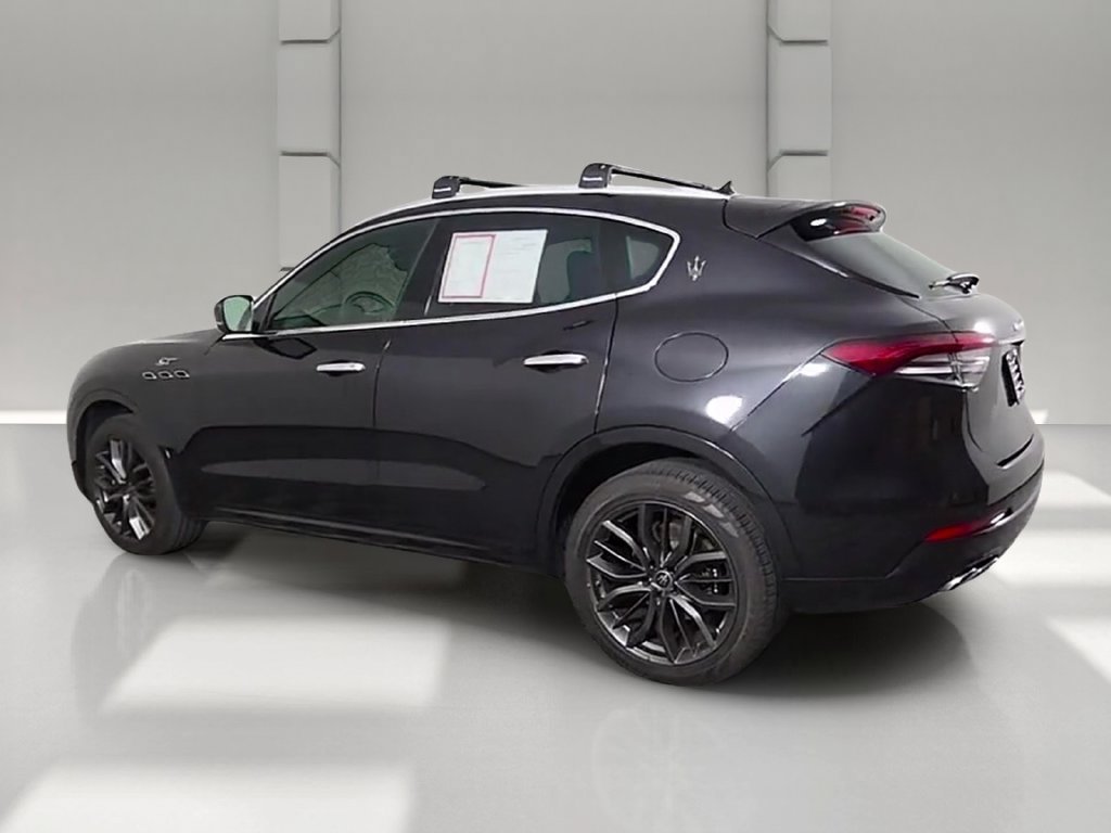 Used 2024 Maserati Levante GT Ultima AWD/4WD image 45