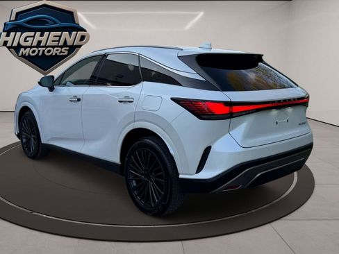 Used 2025 Lexus RX 350 Premium w/ Accessory Package (Z1) FWD image 4