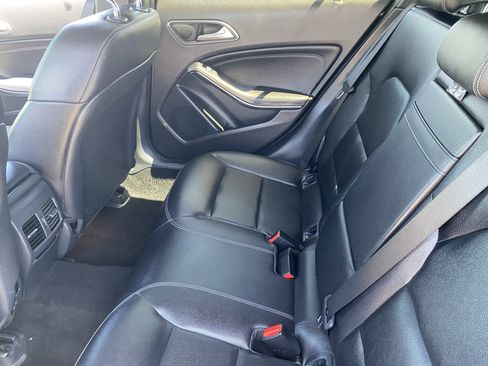 Used 2020 Mercedes-Benz GLA 250 image 15