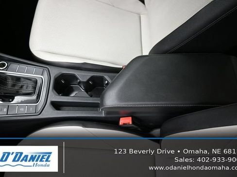 Used 2019 Volkswagen Jetta R-Line FWD image 34