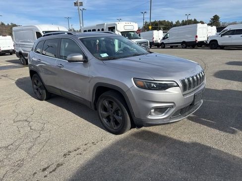 Used 2020 Jeep Cherokee Limited image 3