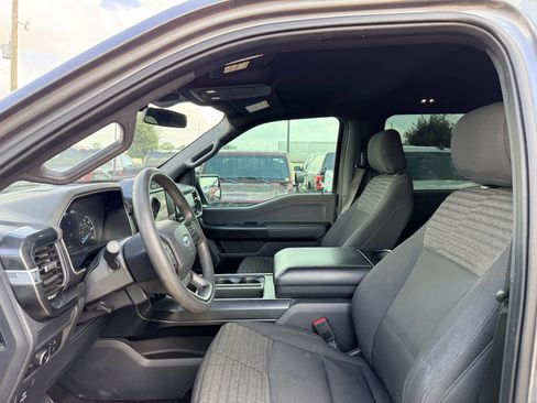 Used 2021 Ford F150 XL w/ STX Appearance Package RWD image 9