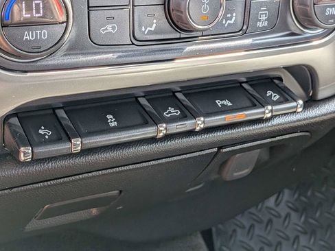 Used 2017 Chevrolet Silverado 1500 LT w/ All Star Edition image 23