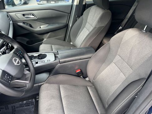 Used 2025 Nissan Rogue SV image 23