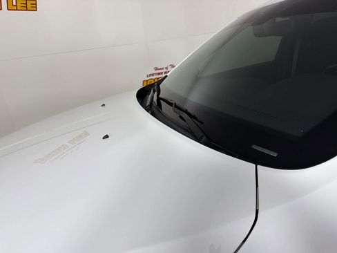 Used 2020 Dodge Durango SXT image 12