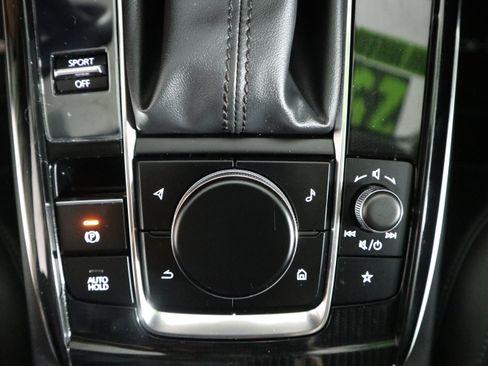 Certified 2025 MAZDA CX-30 AWD 2.5 S w/ Preferred Package image 32
