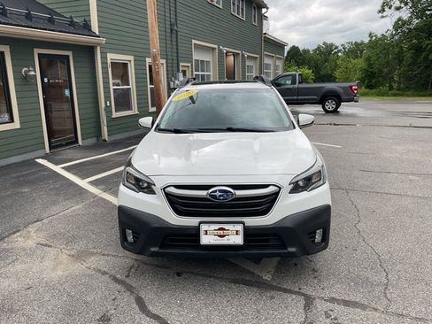 Used 2020 Subaru Outback Premium AWD/4WD image 4