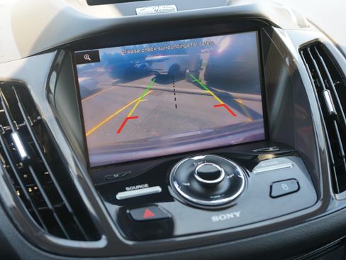 Used 2013 Ford Escape Titanium w/ Parking Technology Pkg AWD/4WD image 25