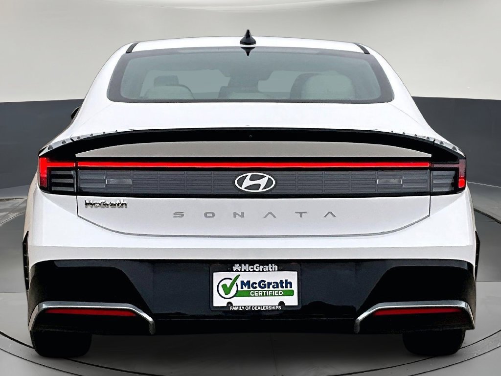Used 2025 Hyundai Sonata SEL FWD image 6